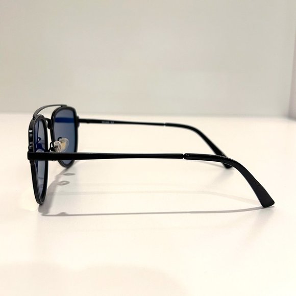 Red Mirrored Aviator Sunglasses - Picture 5 of 6